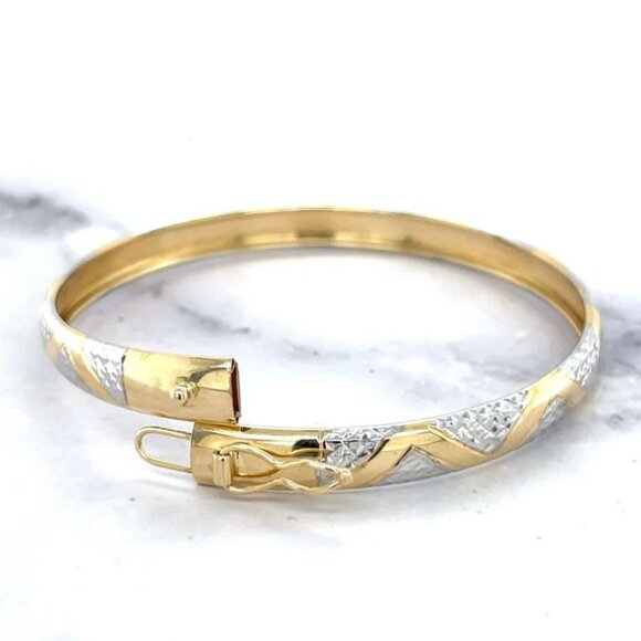 Women Solid 10K Yellow Gold 7" Textured Snake Bangle Two-Tone Bracelet Minimalis - Picture 6 of 9